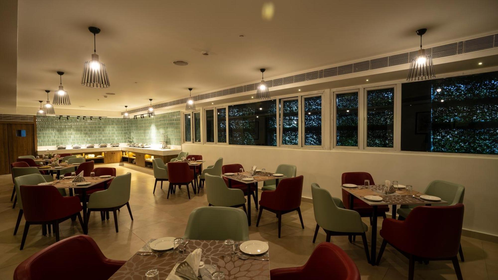 Grand Continent Secunderabad A Sarovar Portico Affiliate Hotel Esterno foto